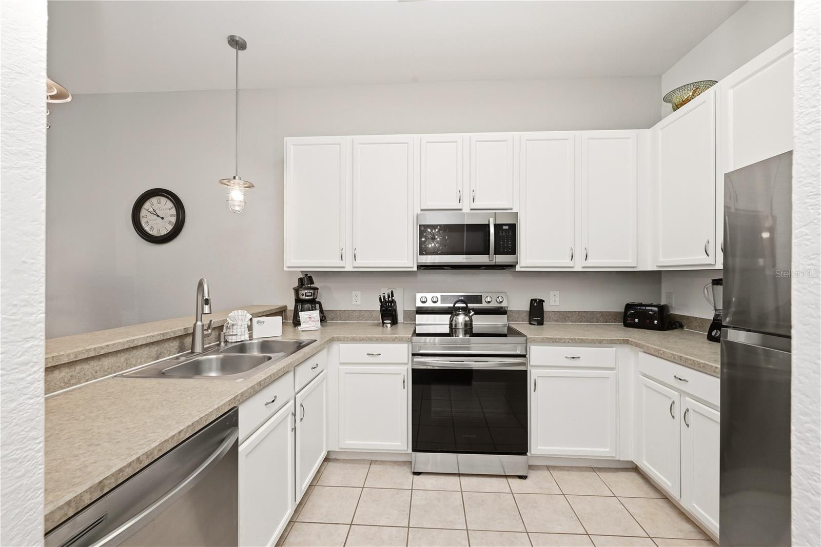 BAHAMA BAY, A CONDOMINIUM - Residential