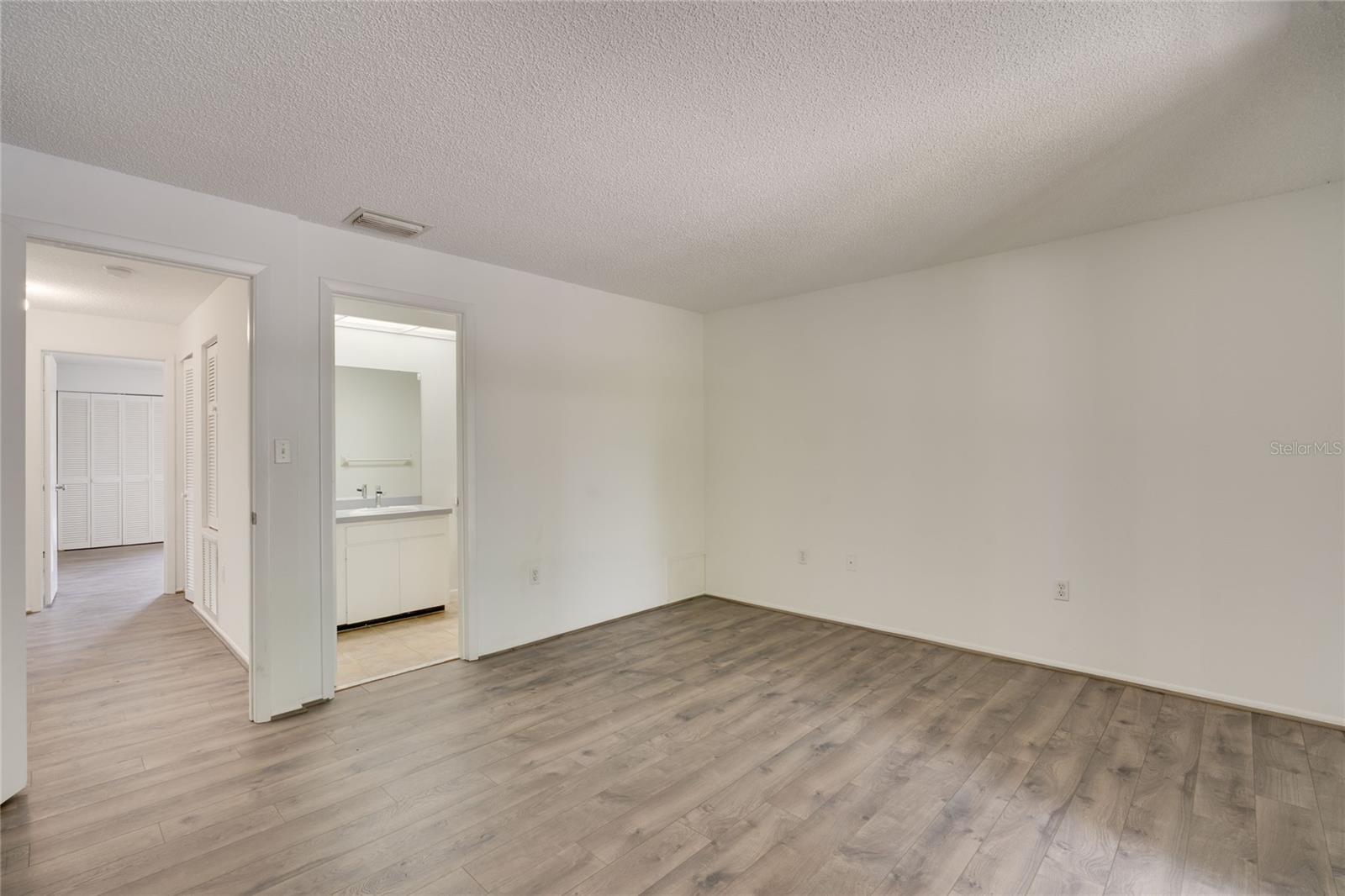 SUNRIDGE - Residential