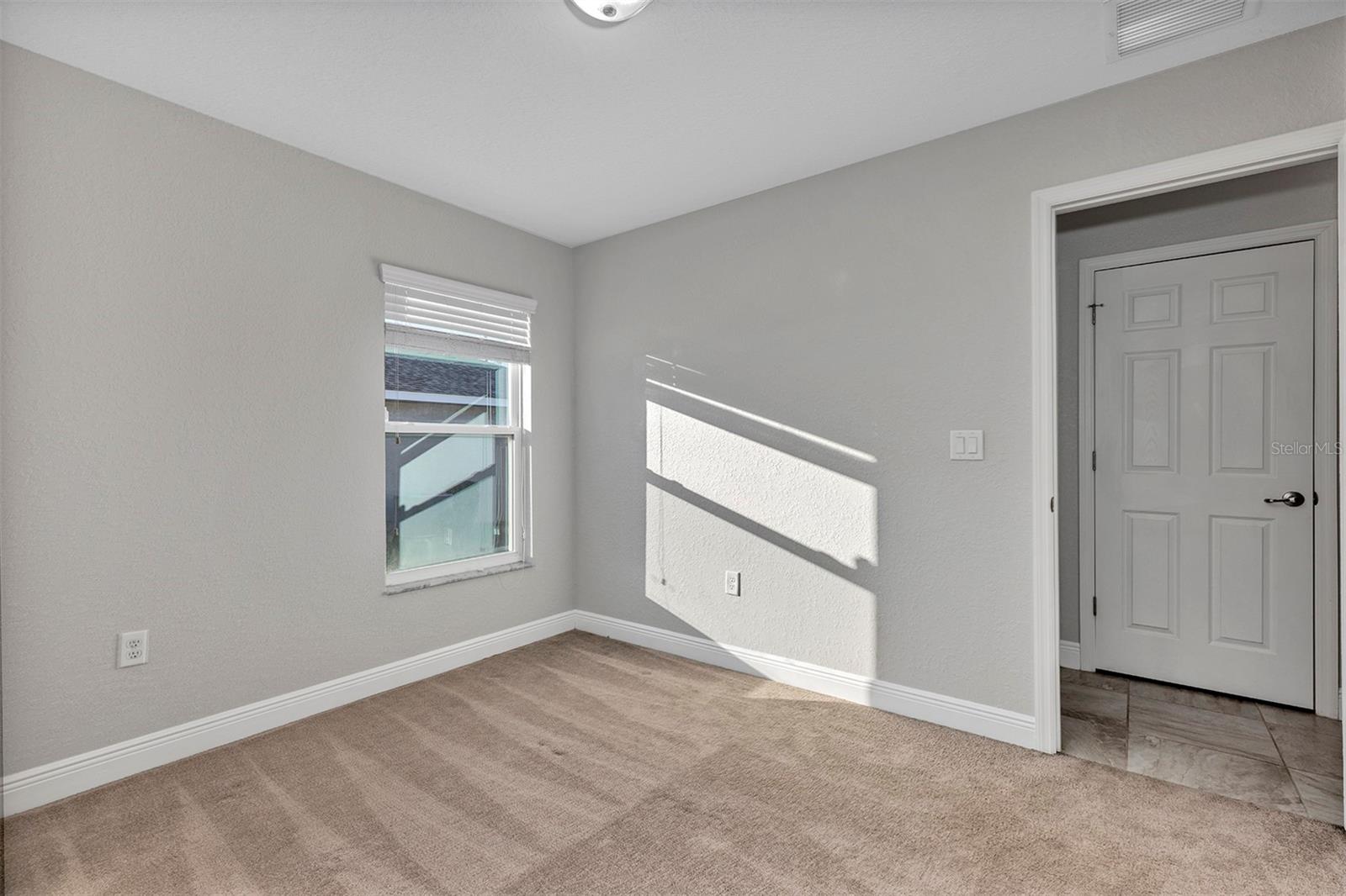 MARION OAKS UN 7 - Residential