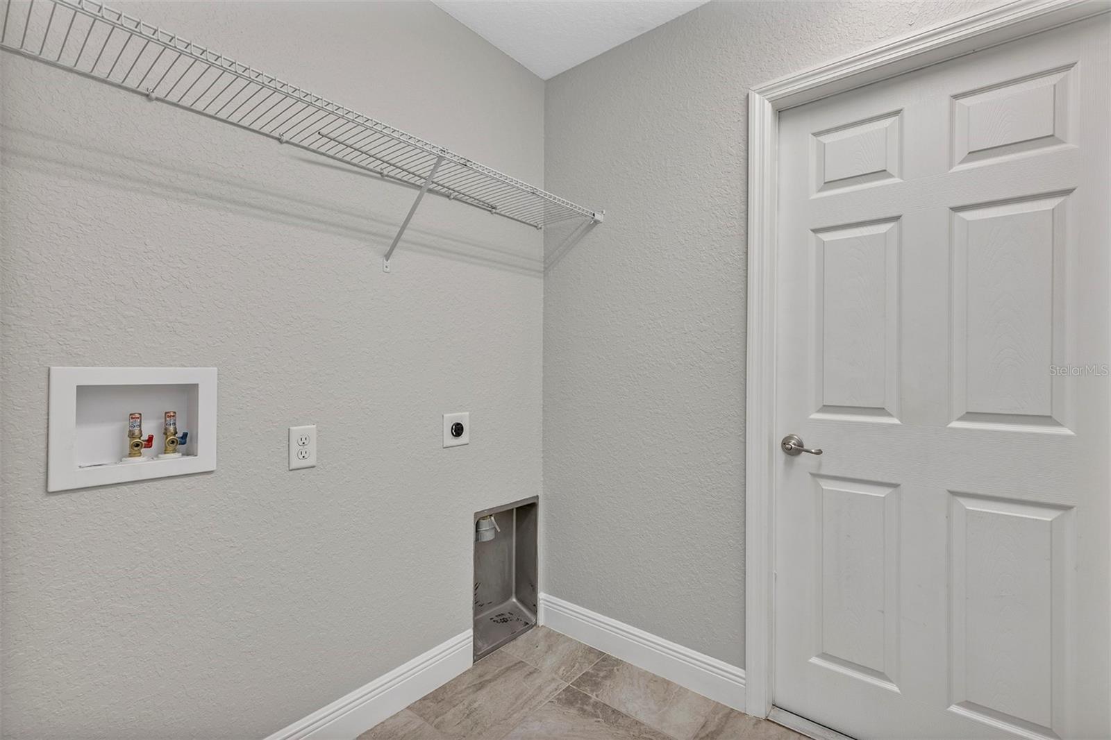 MARION OAKS UN 7 - Residential