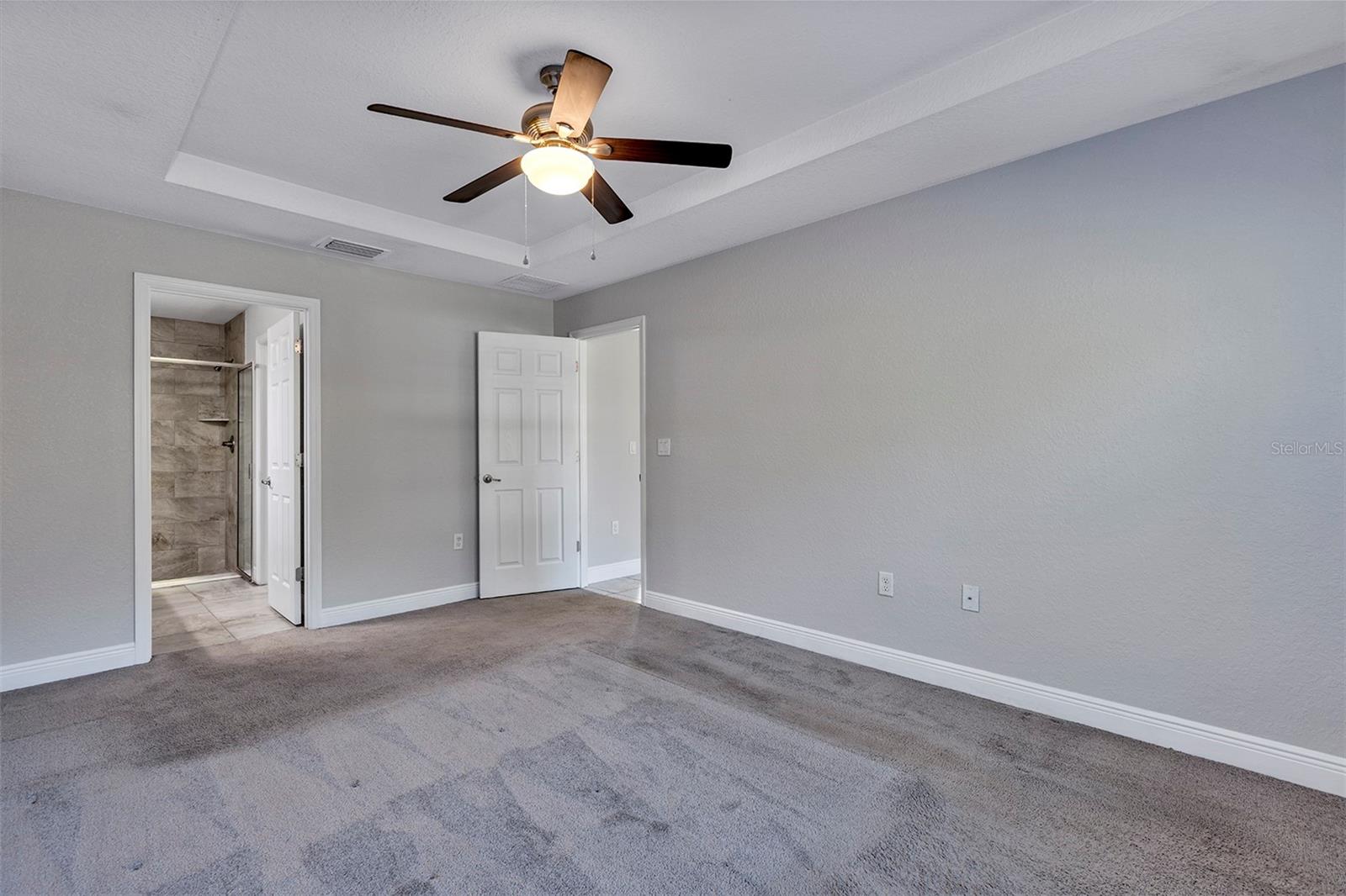 MARION OAKS UN 7 - Residential