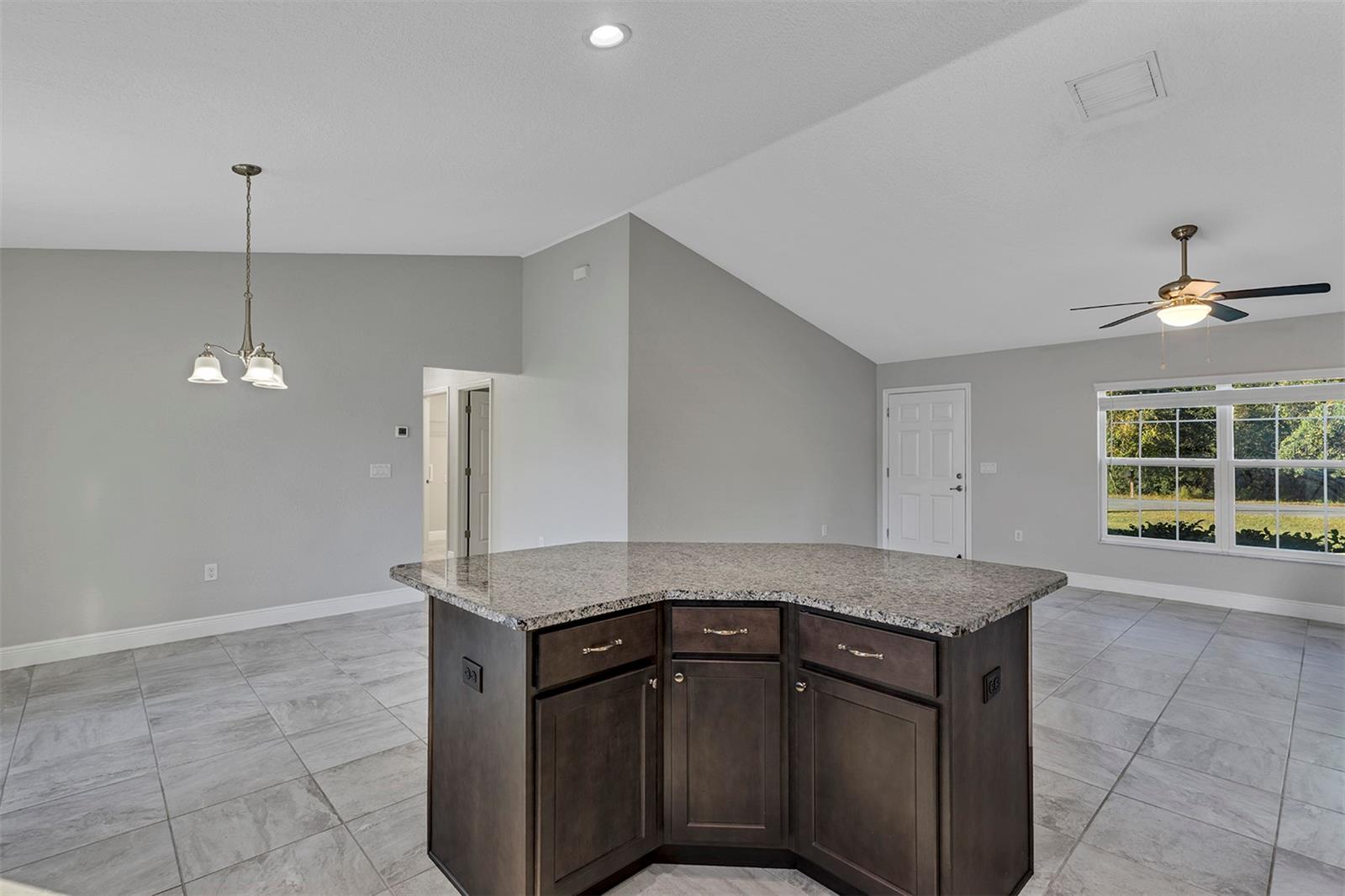 MARION OAKS UN 7 - Residential