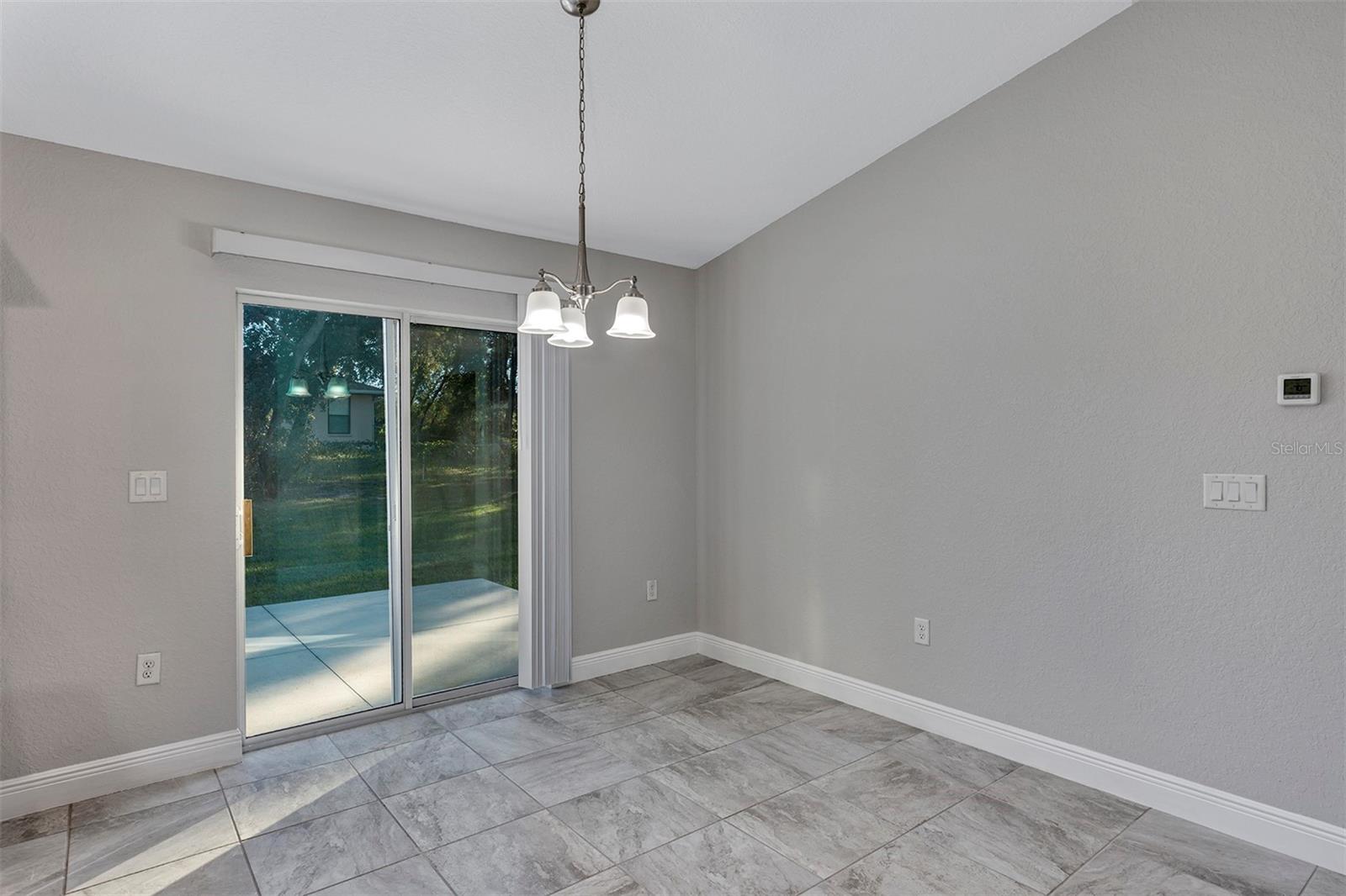 MARION OAKS UN 7 - Residential