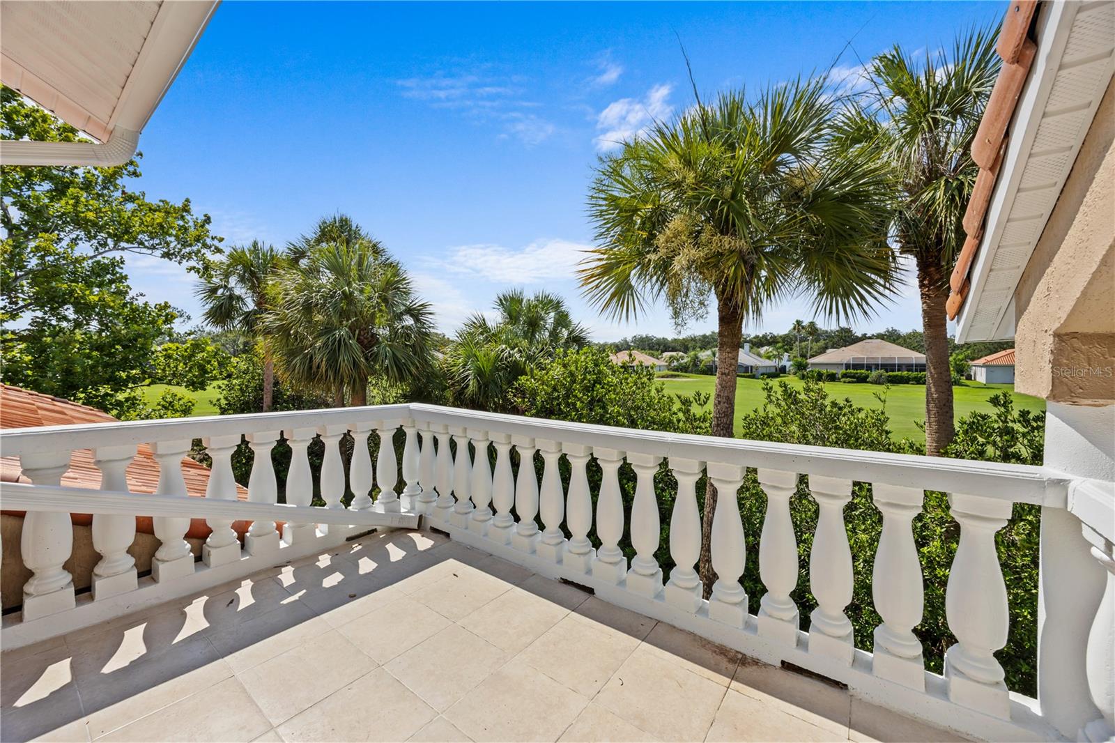 1760 SAINT TROPEZ COURT