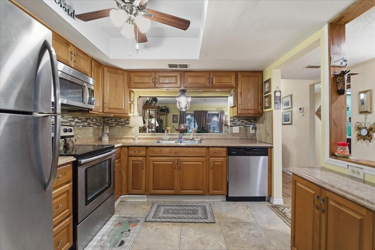 COUNTRY OAKS 1 CONDO PH 3 - Residential