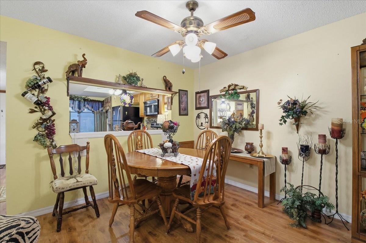 COUNTRY OAKS 1 CONDO PH 3 - Residential