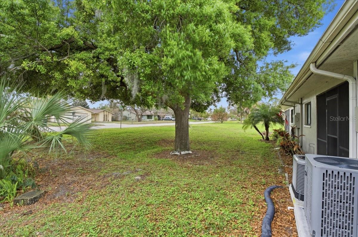 COUNTRY OAKS 1 CONDO PH 3 - Residential