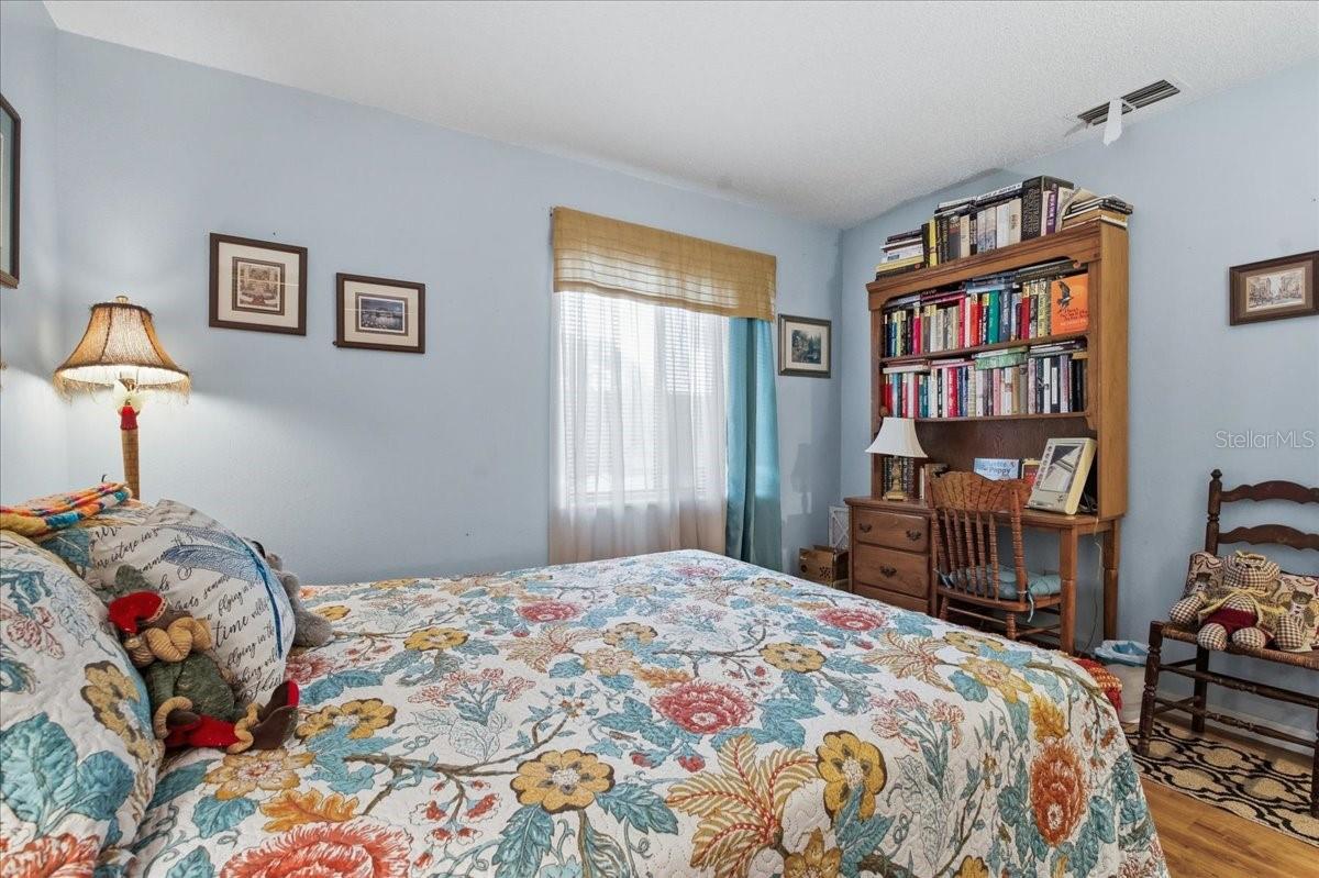 COUNTRY OAKS 1 CONDO PH 3 - Residential