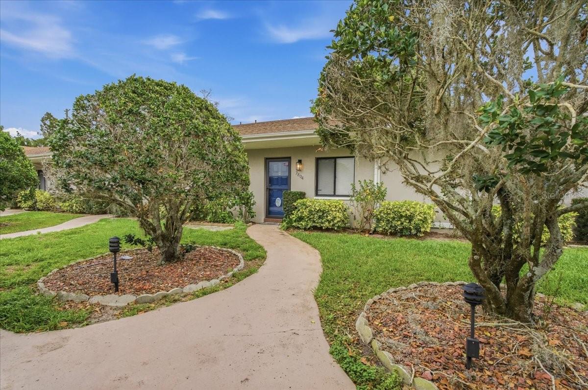 COUNTRY OAKS 1 CONDO PH 3 - Residential