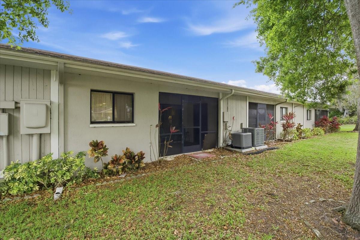 COUNTRY OAKS 1 CONDO PH 3 - Residential