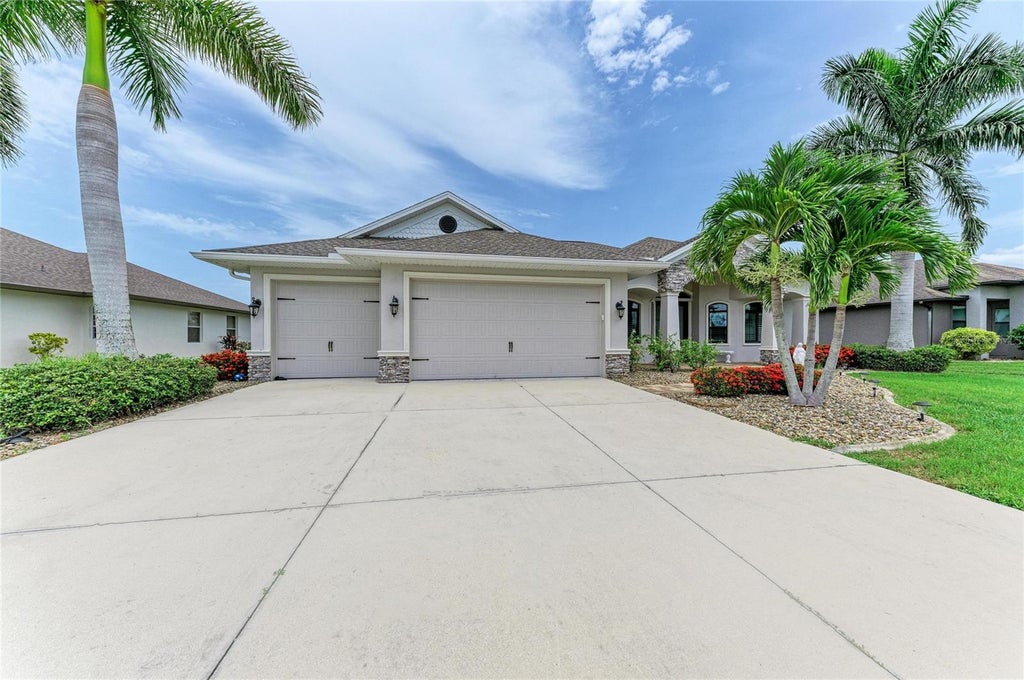Photo of 386 Royal Poinciana, Punta Gorda, FL 33955 (MLS # N6145209)