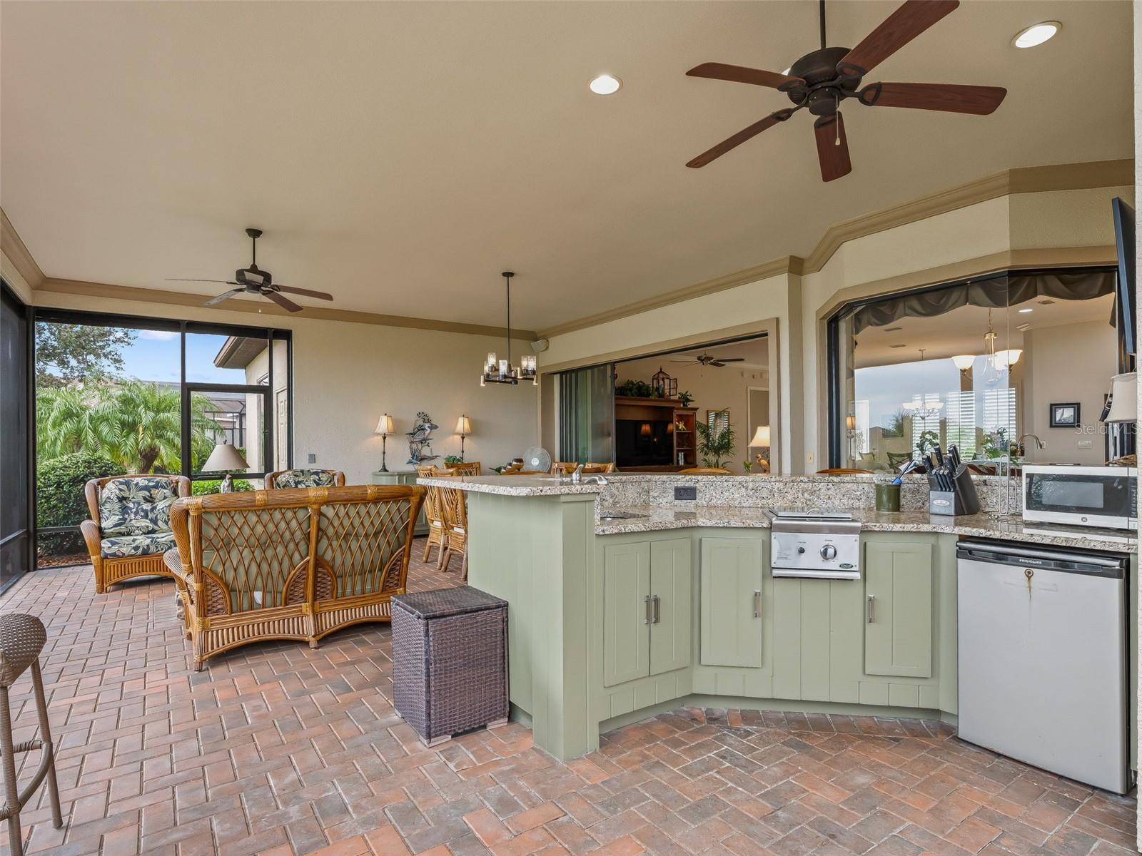 STONECREST - Residential