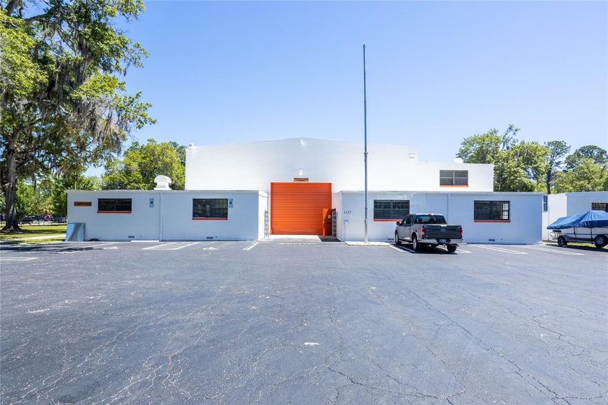 28,000 +/- SF heated and cooled Industrial space. For comp purposes.