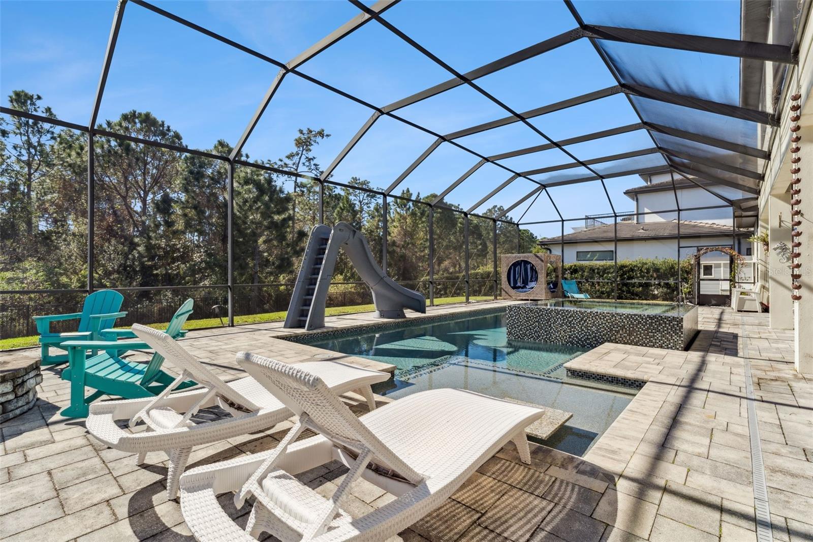 WATERS EDGE/LK NONA - Residential