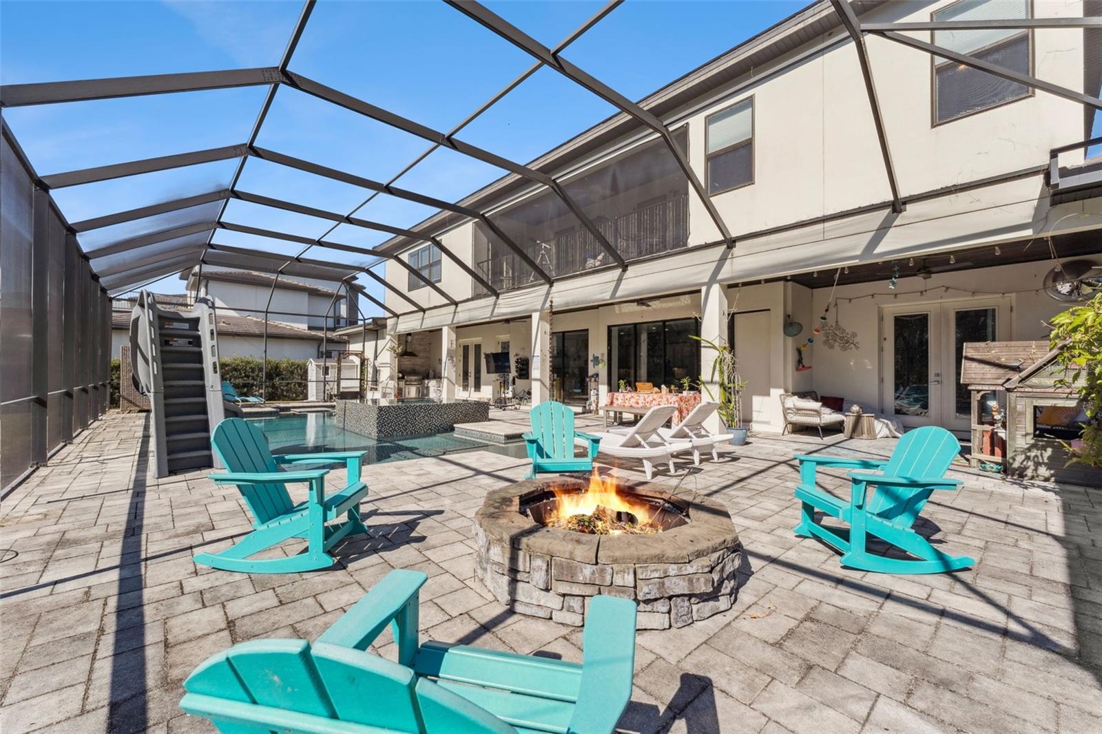 WATERS EDGE/LK NONA - Residential