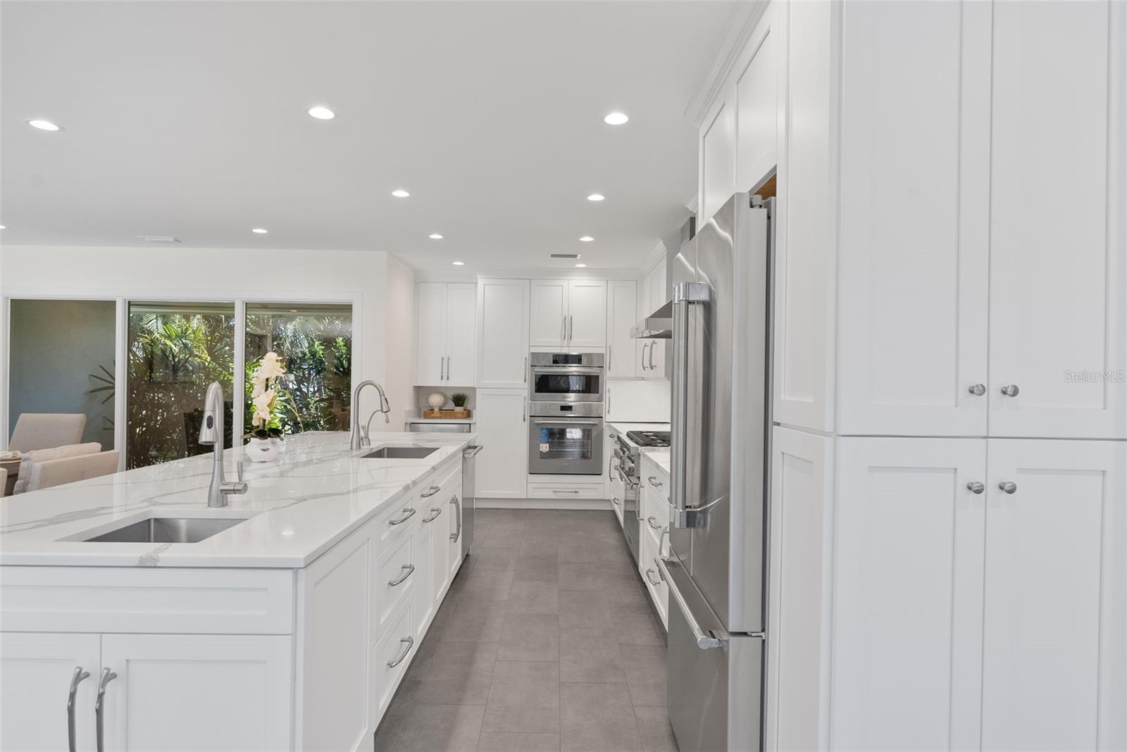 SHORE ACRES VENICE SEC 2ND REPLAT - Residential