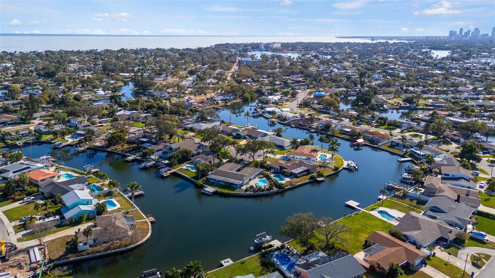 SHORE ACRES VENICE SEC 2ND REPLAT - Residential