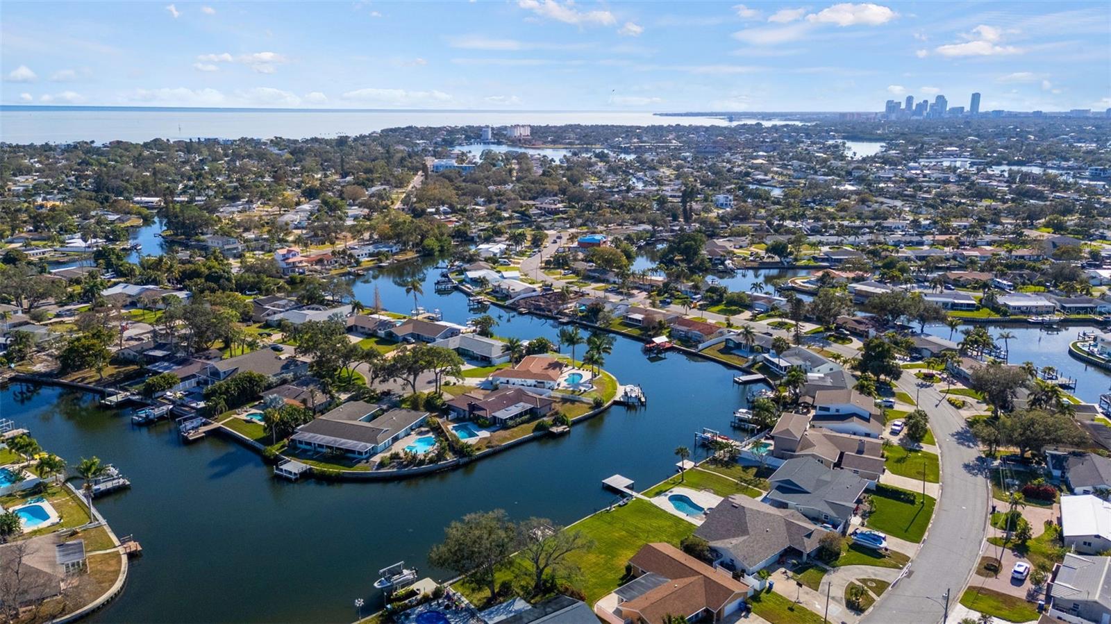 SHORE ACRES VENICE SEC 2ND REPLAT - Residential