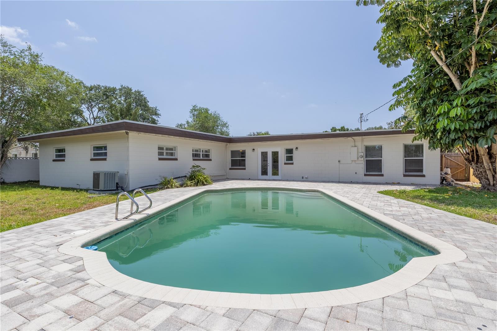 2171 CHIPPEWA TRAIL