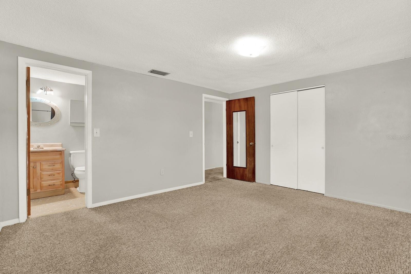 BROWN ACRES - Residential