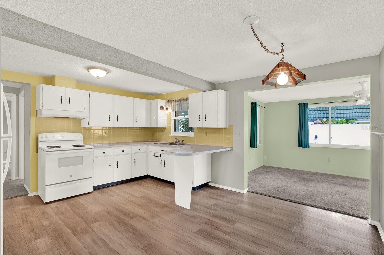 BROWN ACRES - Residential