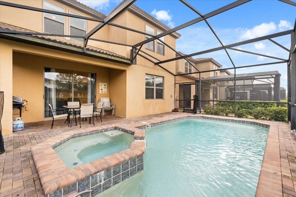 Photo of 5425 Misty Oak Circle, Davenport, FL 33837 (MLS # O6393604)
