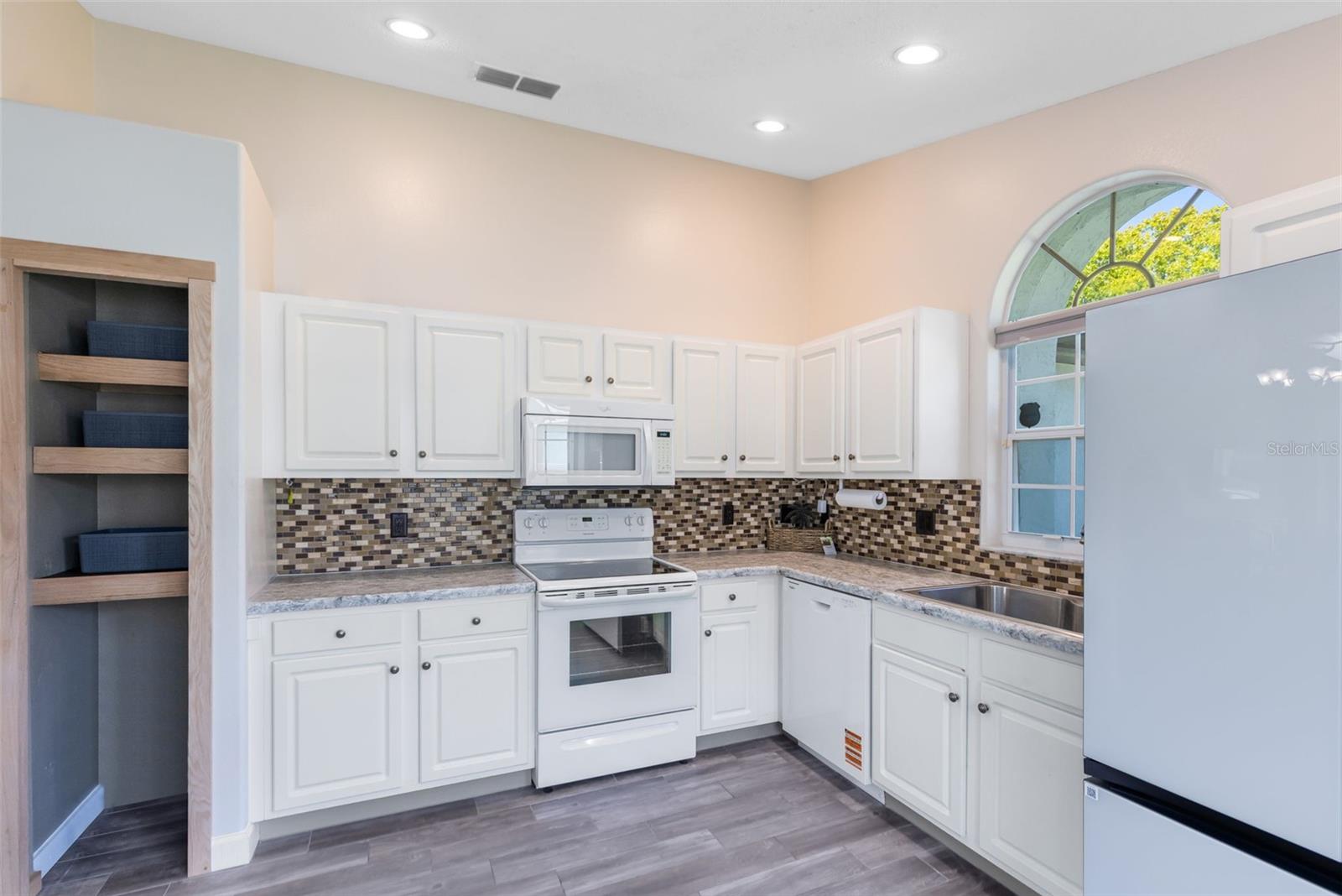 INDIAN RIDGE VILLAS PH 4 - Residential