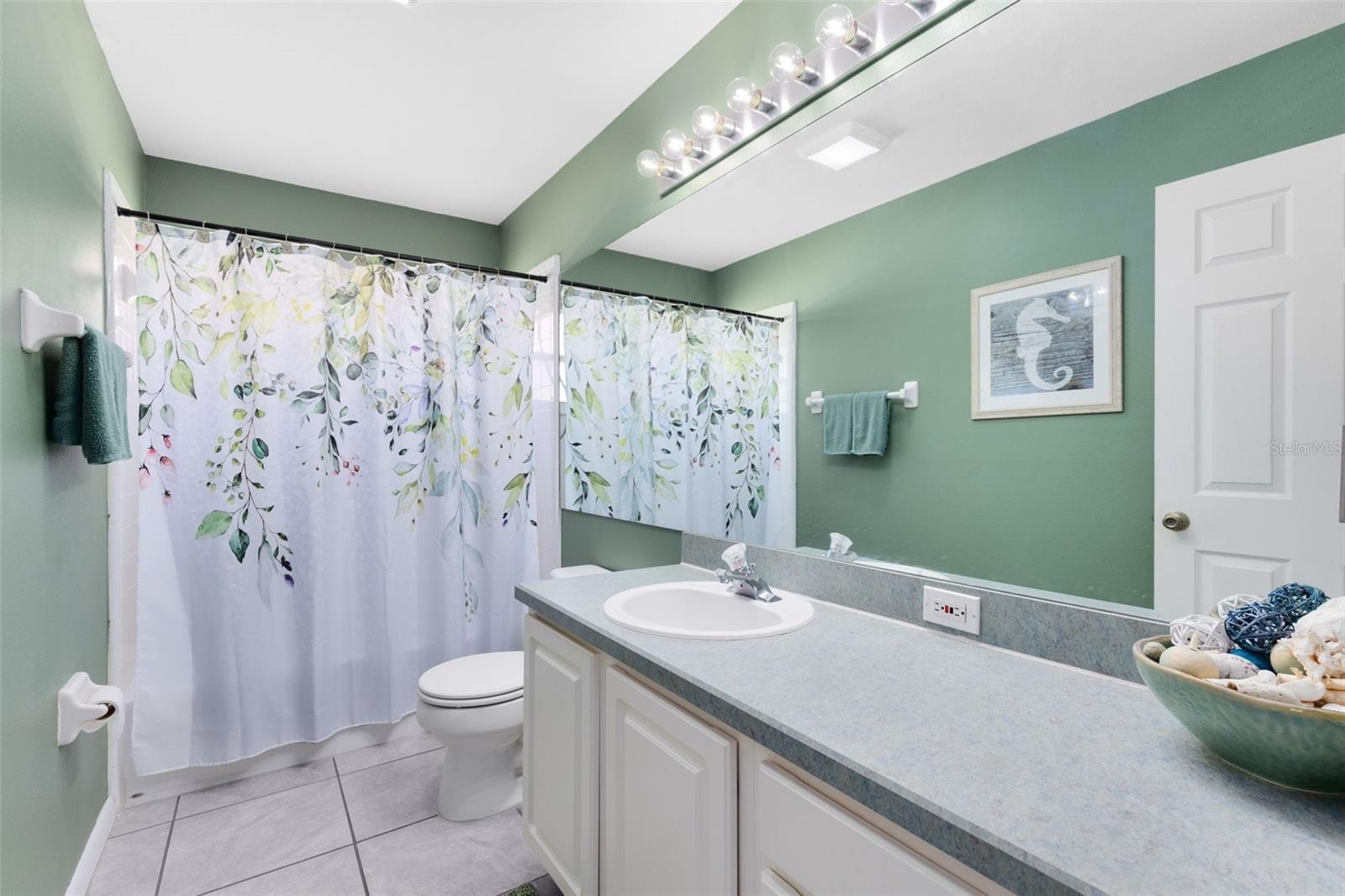 INDIAN RIDGE VILLAS PH 4 - Residential