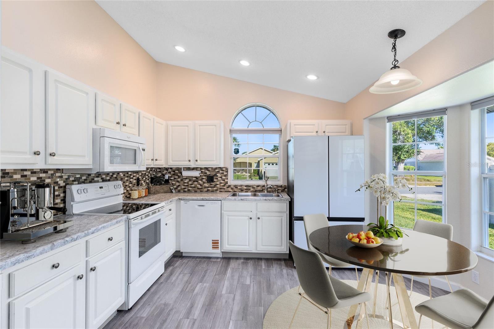 INDIAN RIDGE VILLAS PH 4 - Residential