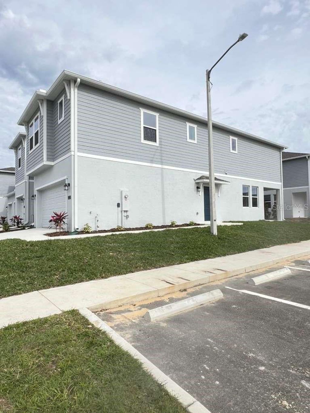 Photo of 3255 Watts Terrace, Davenport, FL 33837 (MLS # S5142722)