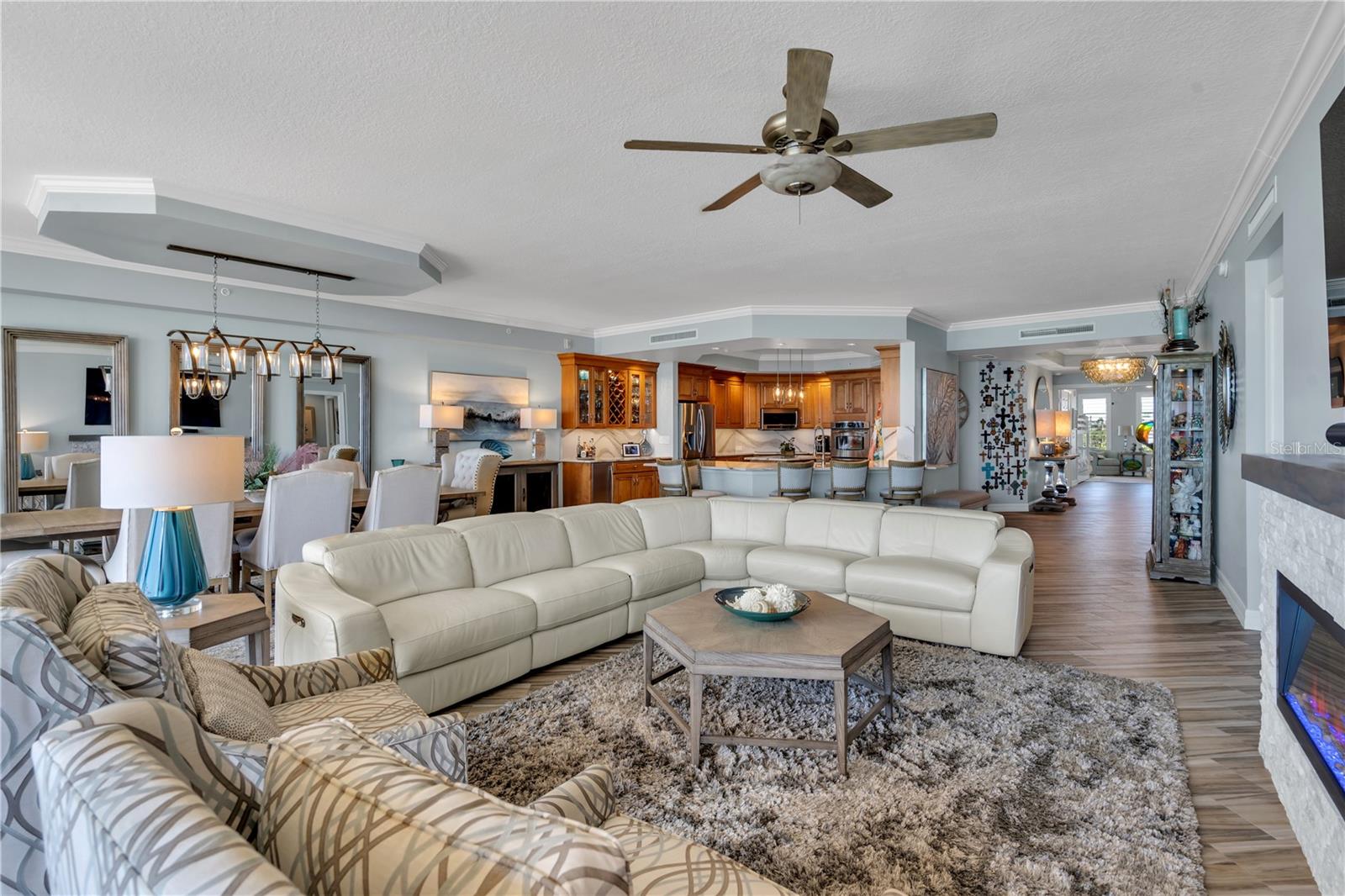 SERENO CONDO - Residential