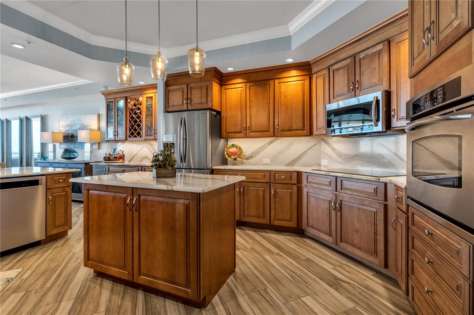 SERENO CONDO - Residential