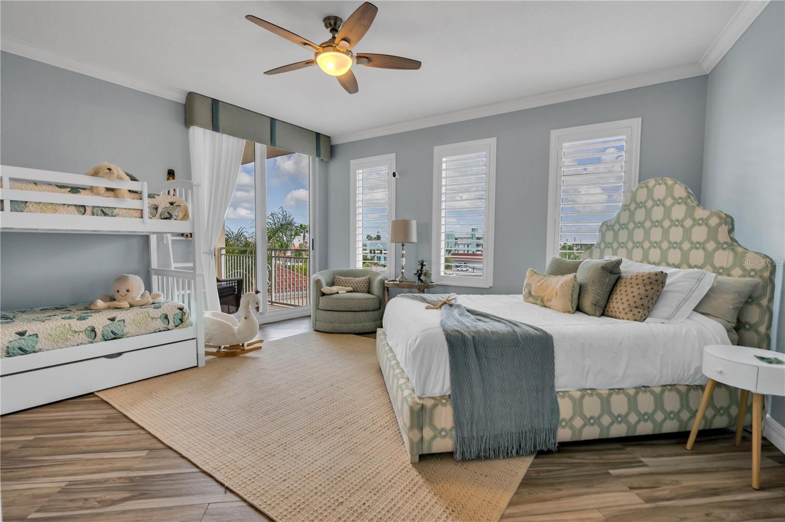 SERENO CONDO - Residential