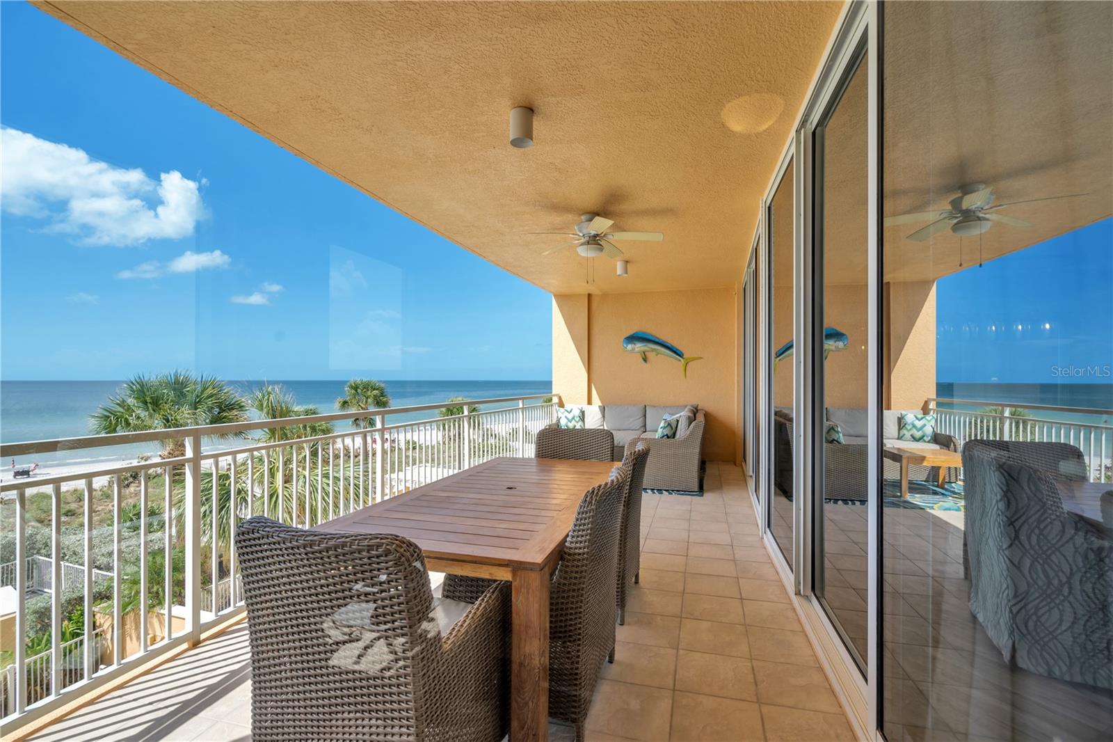 SERENO CONDO - Residential