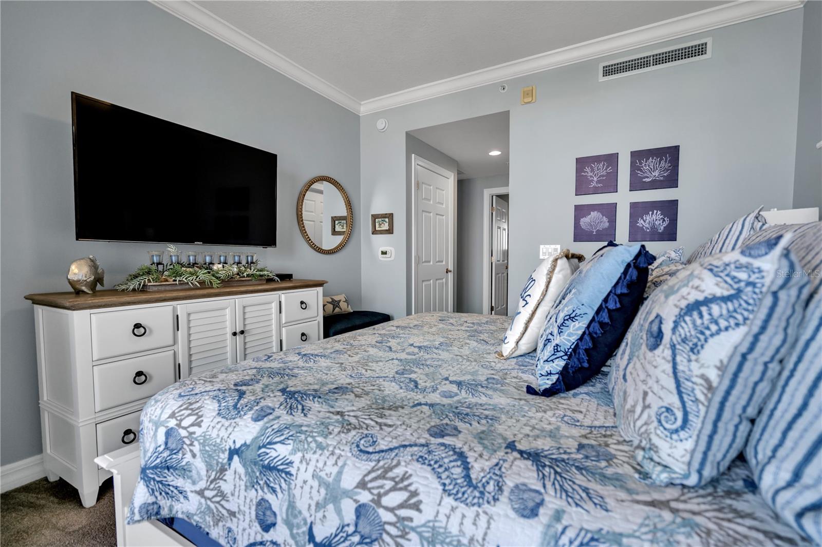 SERENO CONDO - Residential