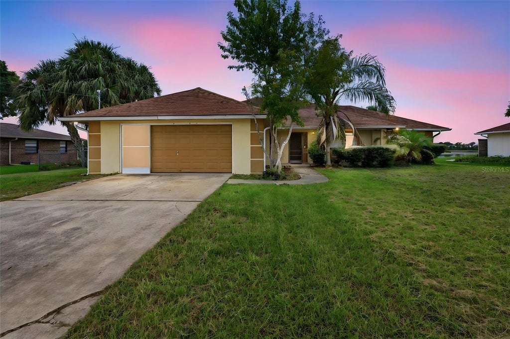 Photo of 1096 Prescott Boulevard, Deltona, FL 32738 (MLS # OM732148)
