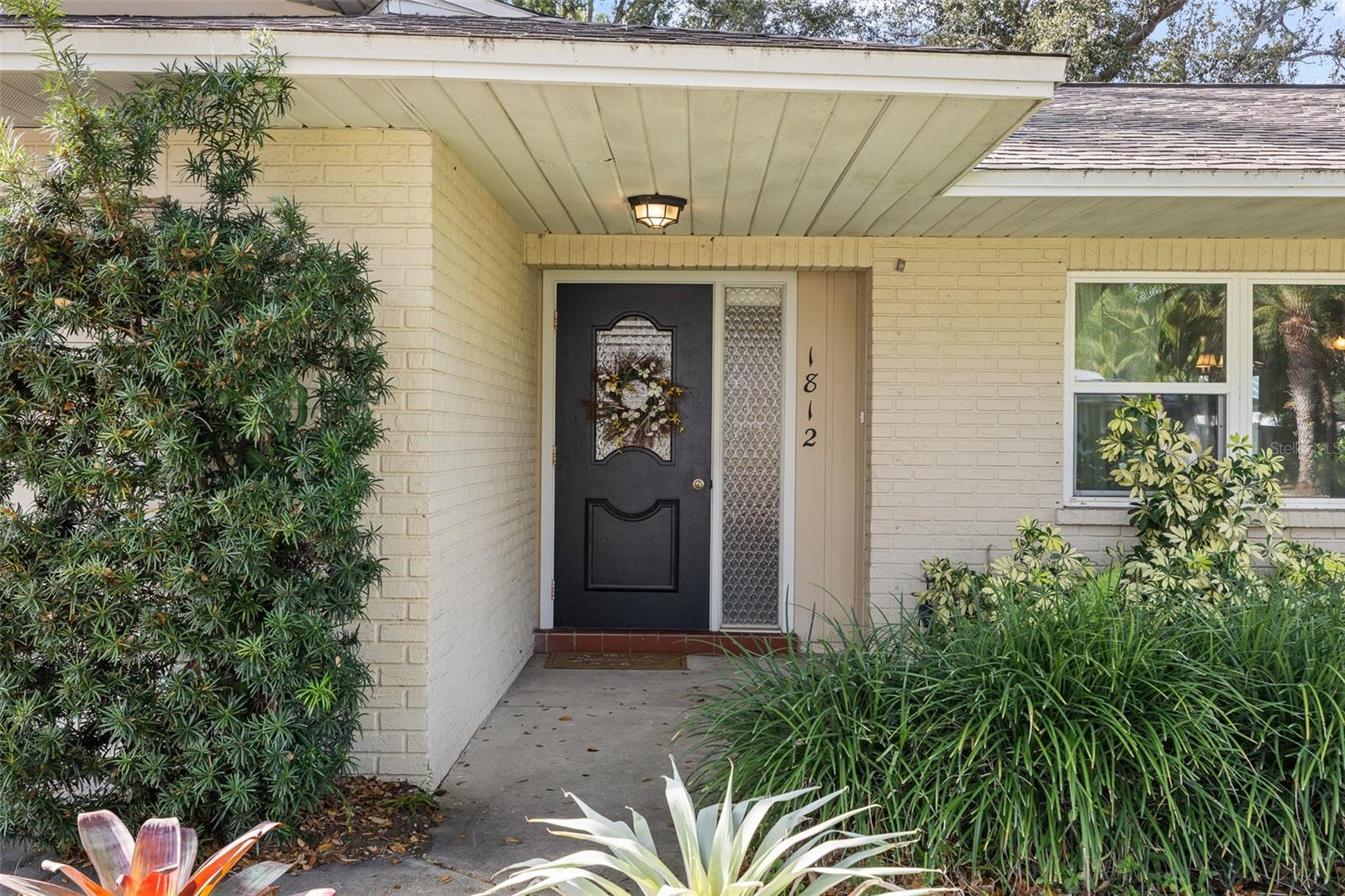 WEST WOODS - Residential