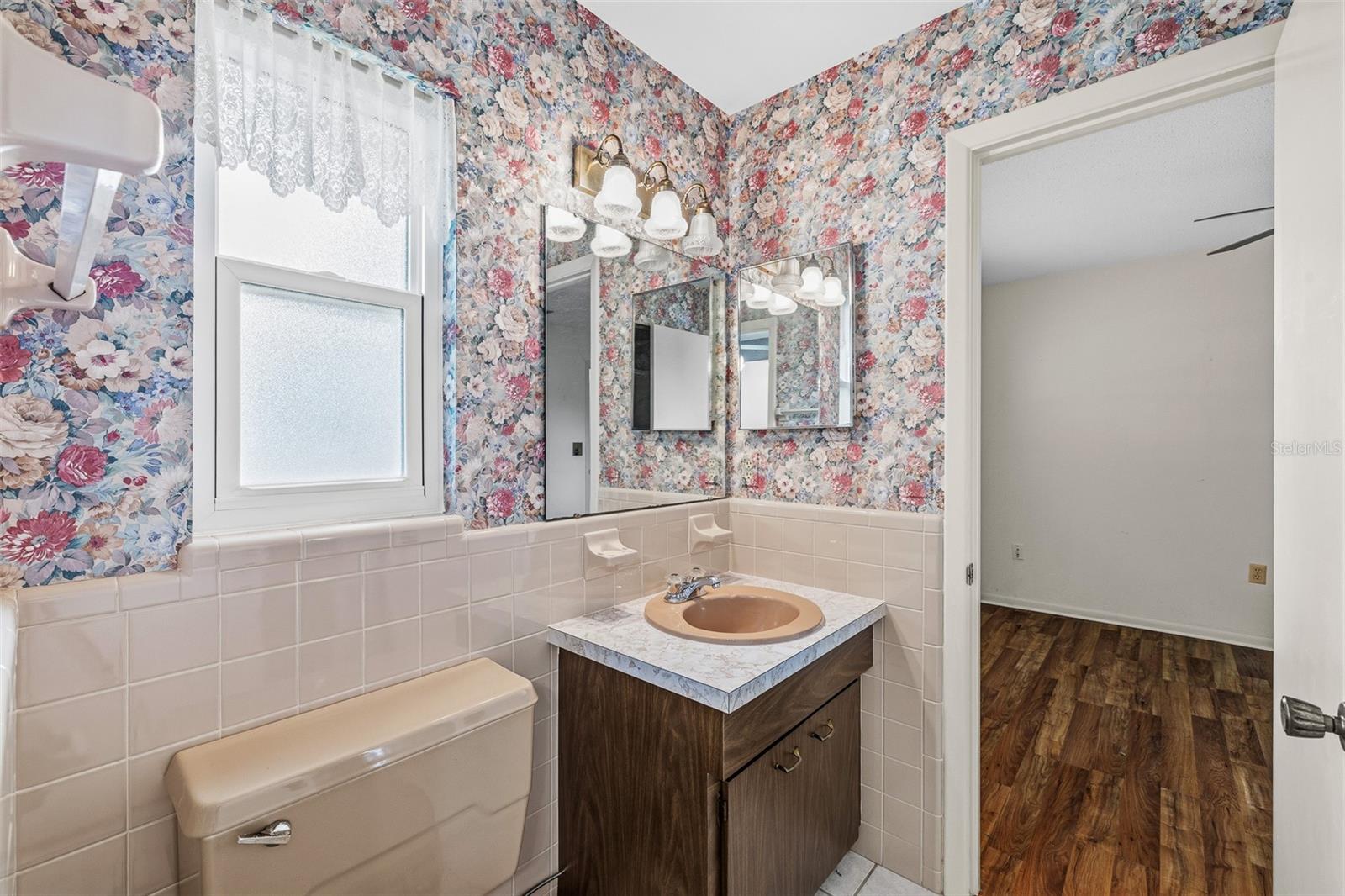 WEST WOODS - Residential