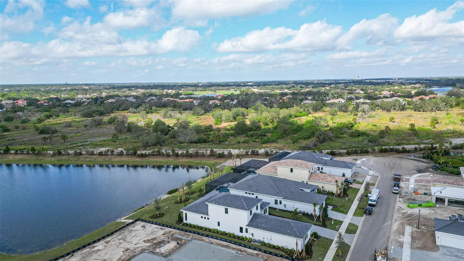 4517 MONDRIAN COURT