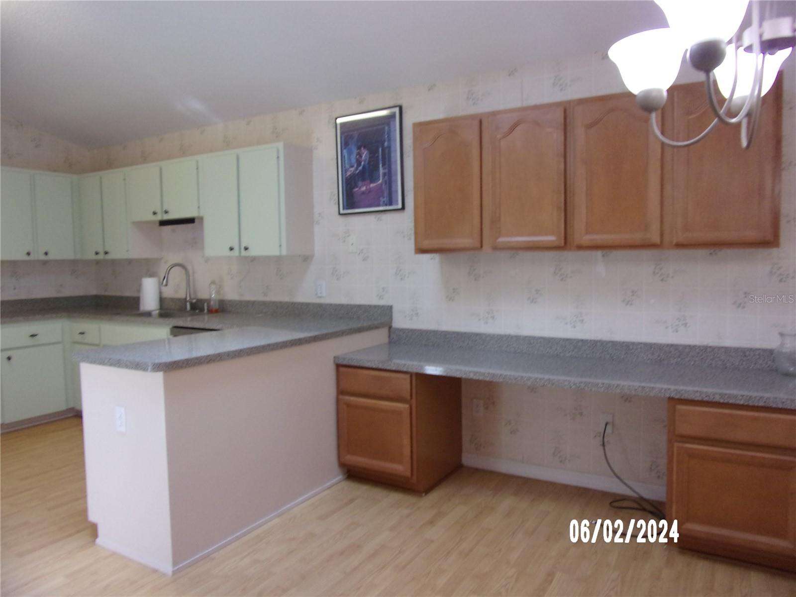 Photo 7 of 26 of 11372 SE 178TH PLACE house