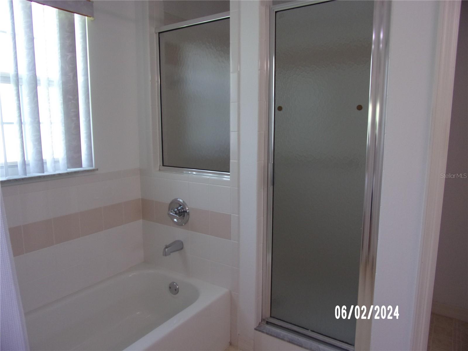 Photo 16 of 26 of 11372 SE 178TH PLACE house