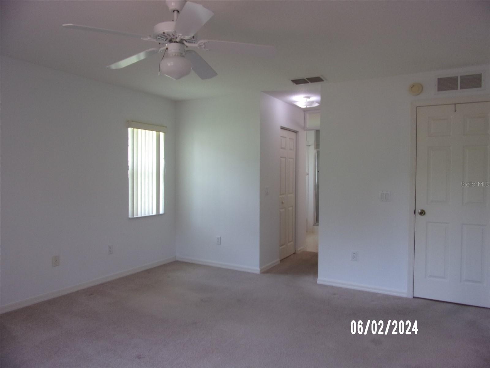 Photo 13 of 26 of 11372 SE 178TH PLACE house