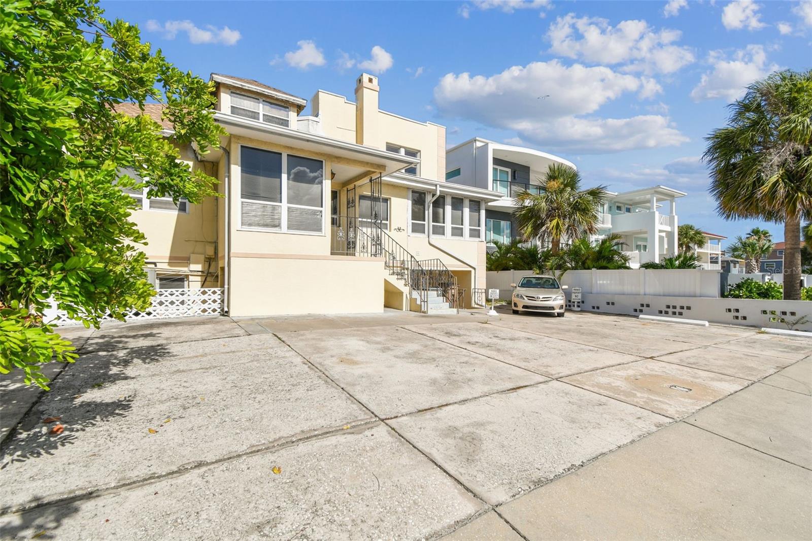 INDIAN ROCKS - Commercial Sale