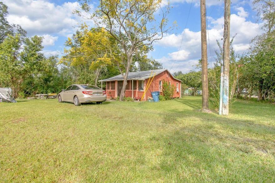 DeLand - A tiny home community of your own, with room to grow!  All 5 units are conveniently located near shopping, transportation, downtown, hospital and major highways. This private and secluded location has units: 3 has 1/1., 1 has 2/1 and a duplex each with 1/1.  They share septic and water, electric metered separately. These homes were built during simpler times.This parcel has 2.11 acres and zoned multifamily. Let your imagination lead you to bring out the beauty and uniqueness of this well priced opportunity!