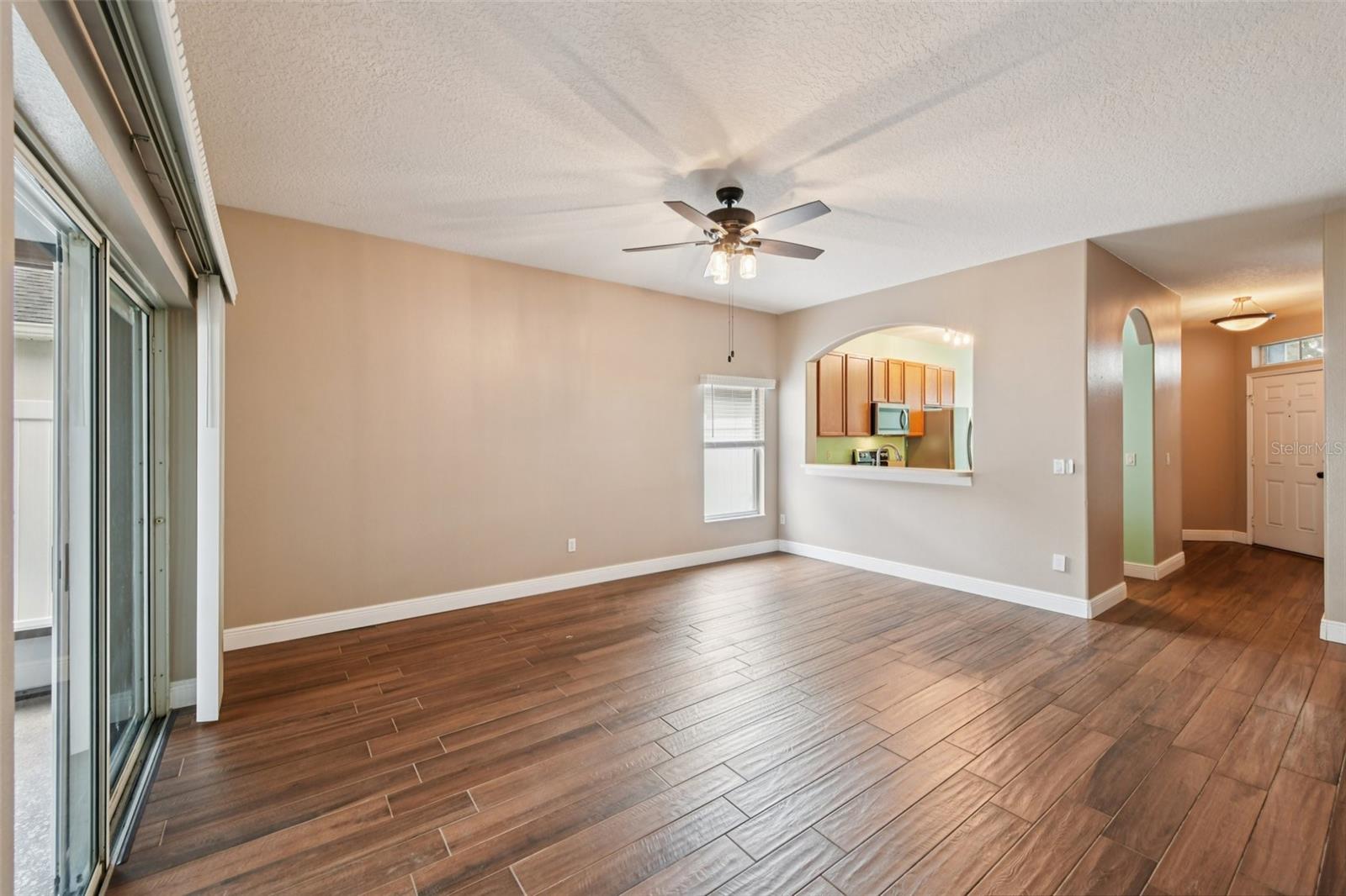 VISTA LAKES VILLAGE N-2 AMHURST - Residential