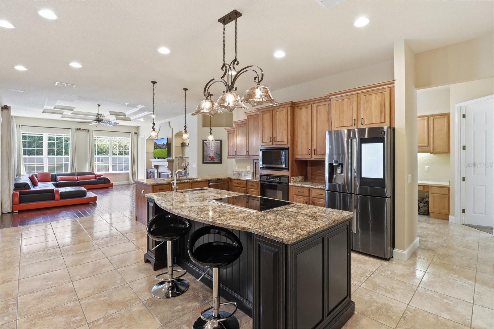 LAUREL WOOD - Residential