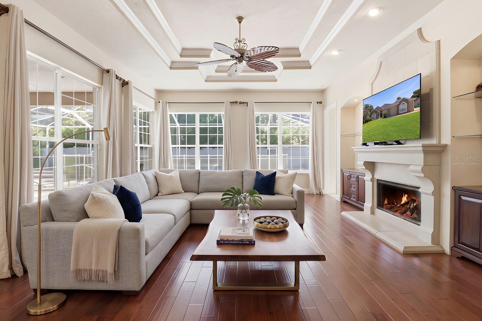 LAUREL WOOD - Residential