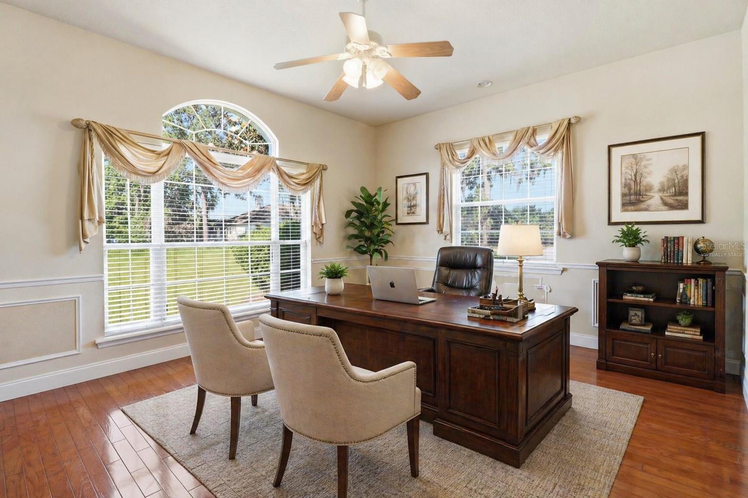 LAUREL WOOD - Residential