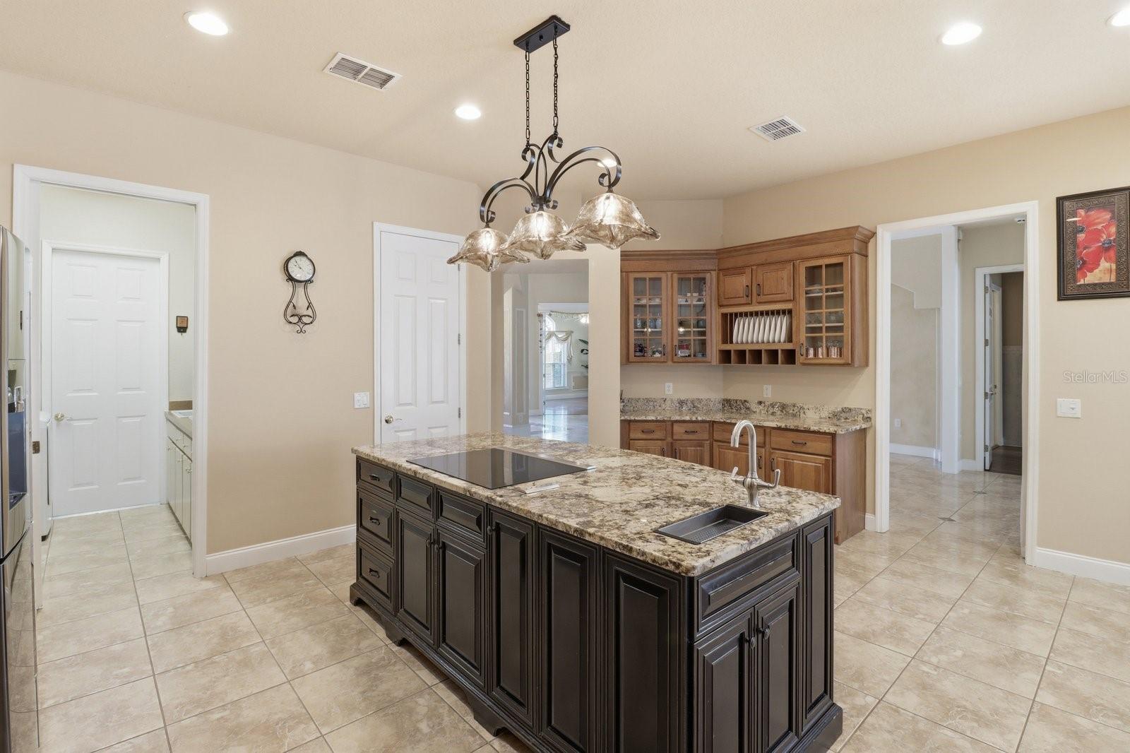 LAUREL WOOD - Residential