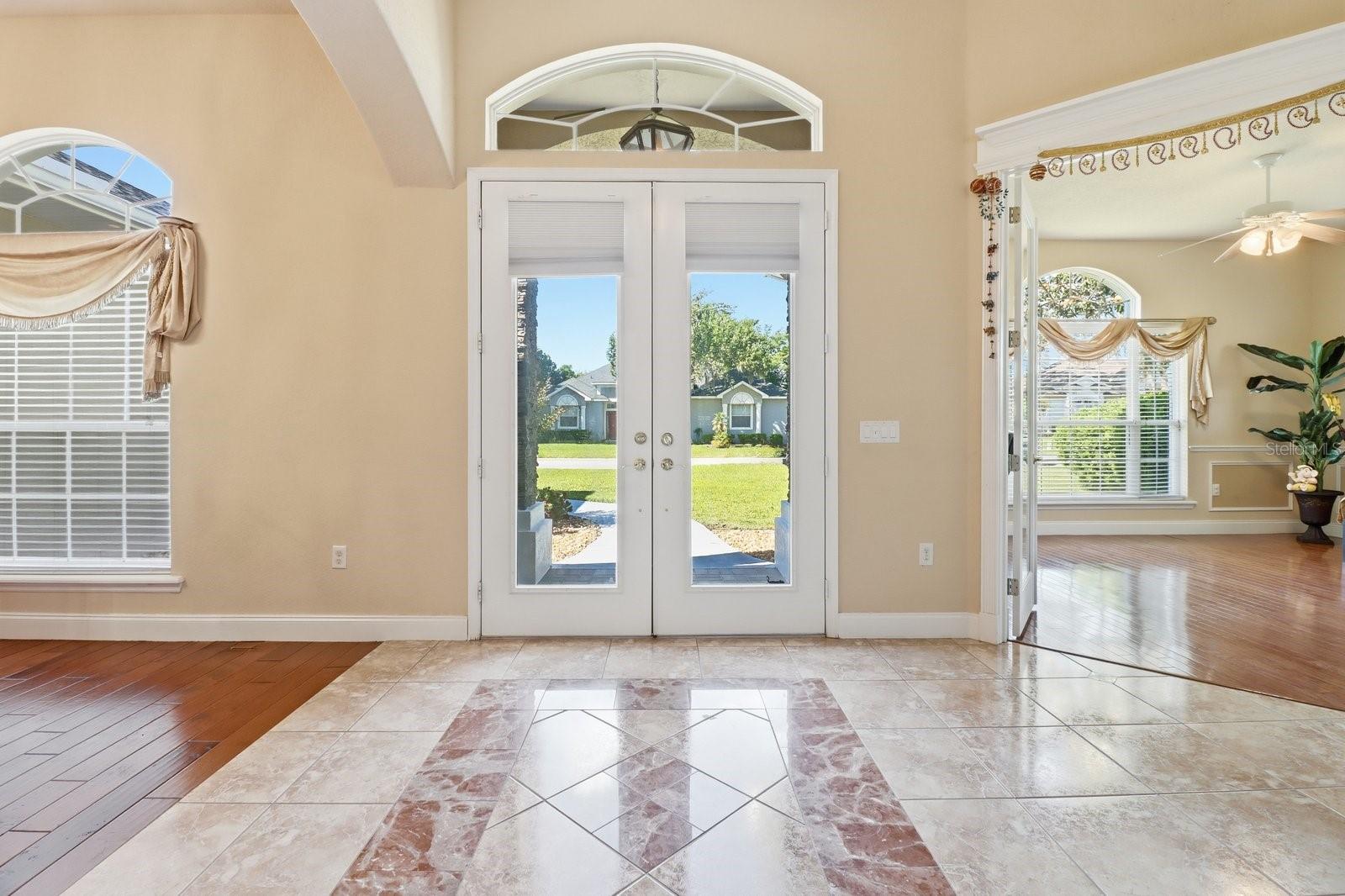 LAUREL WOOD - Residential